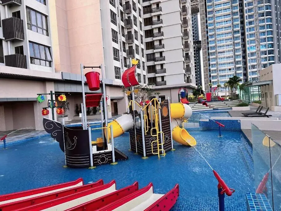 New! Bali 4-8Pax Melaka Condo@Peaceful Dream House 0*, Malacca